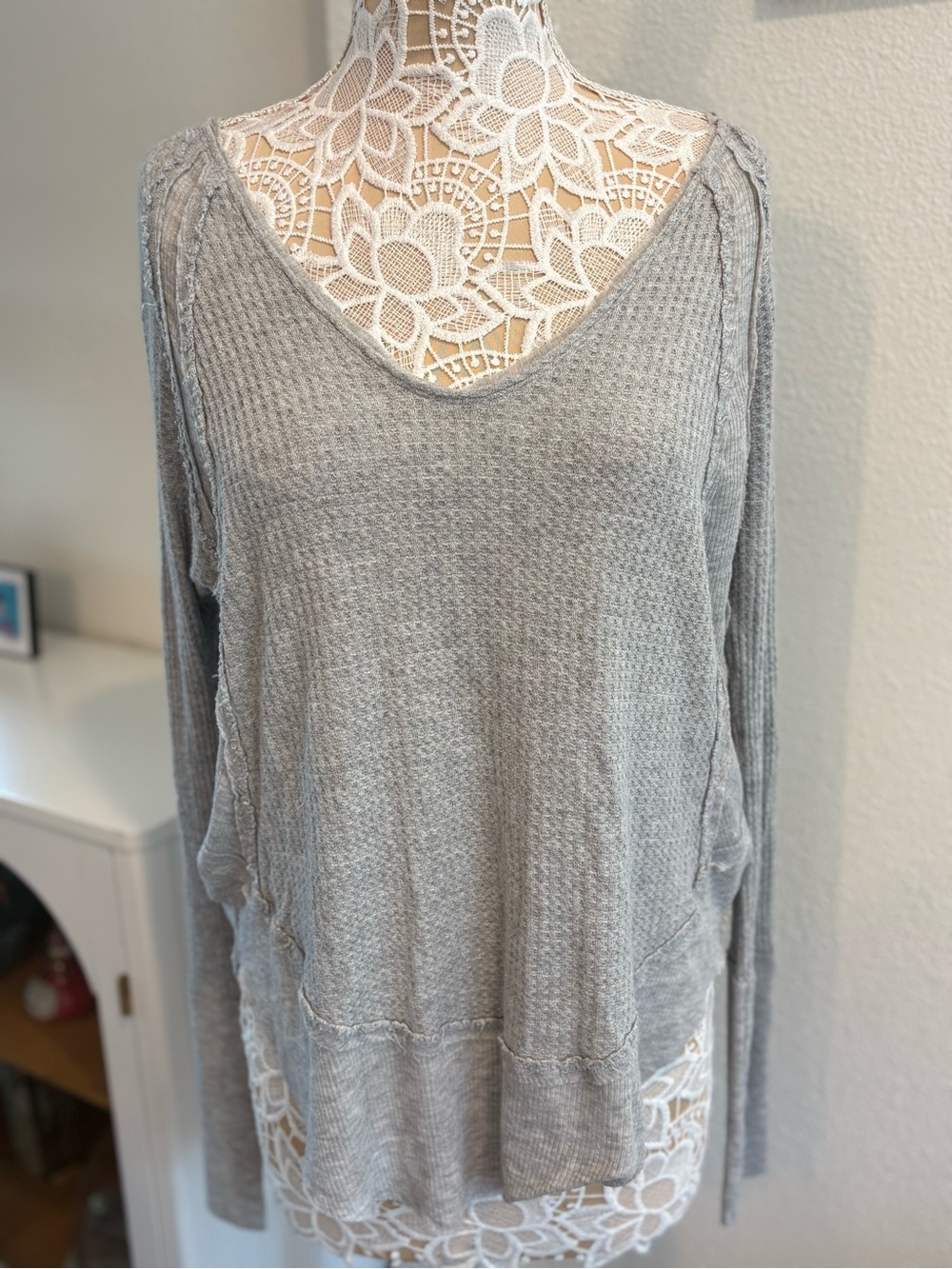 We The Free Waffle Knit V-Neck Long Sleeves Light Gray- size S